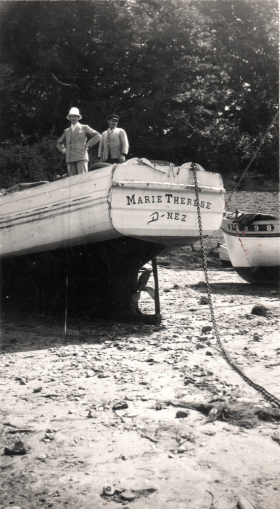 Source : Collection personnelle de Dominique Mochet-Hascoët.Au Port-Rhu, été 1934.