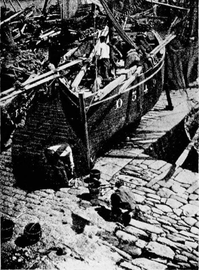 Source : image remarquée par Jacques Join dans  Une grande industrie française, la sardine à l'huile, publié par Yan de la Noët, dans Le Mois littéraire et pittoresque de Janvier-Juin 1902